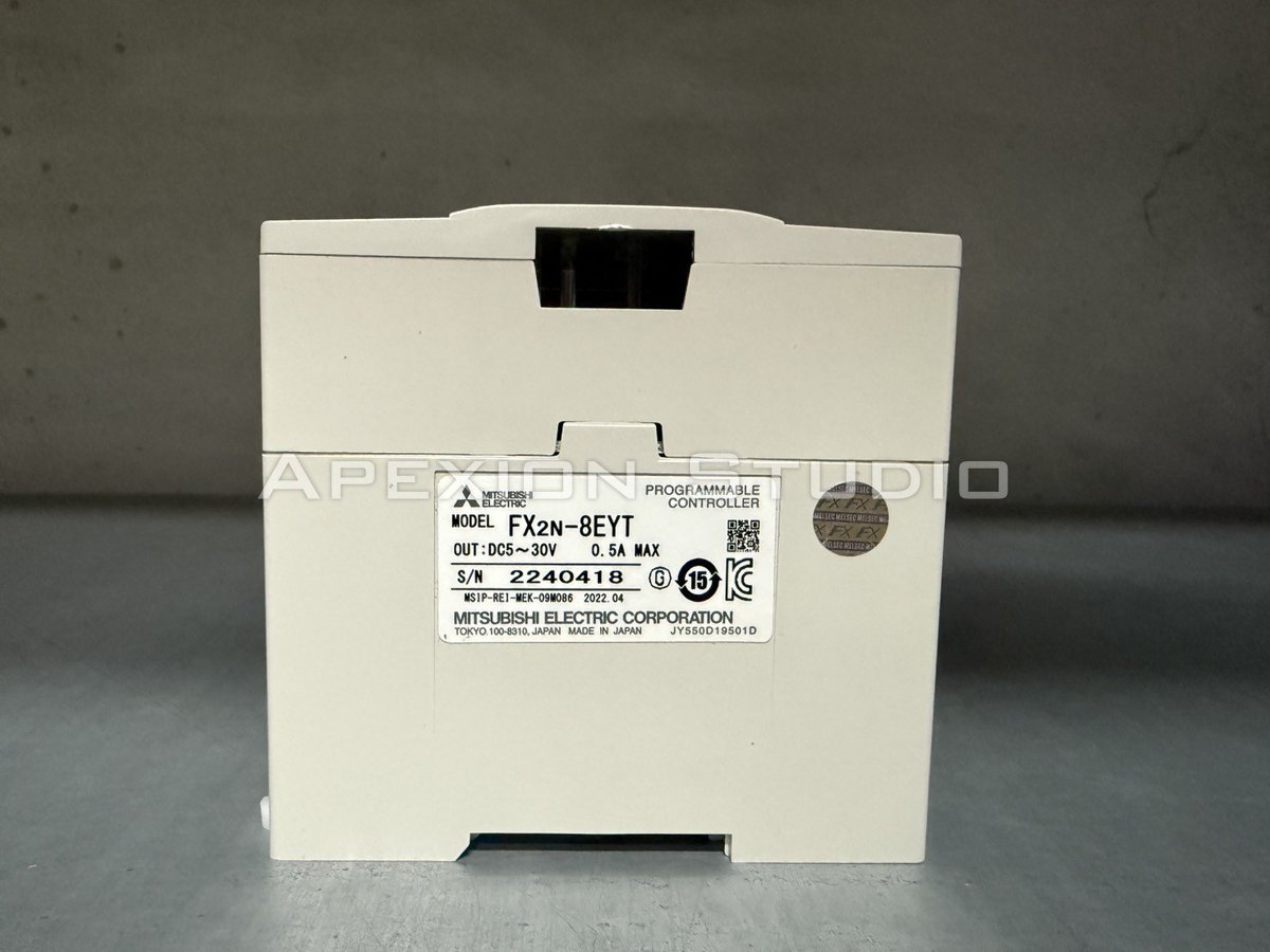 PLC FX2N-8EYT